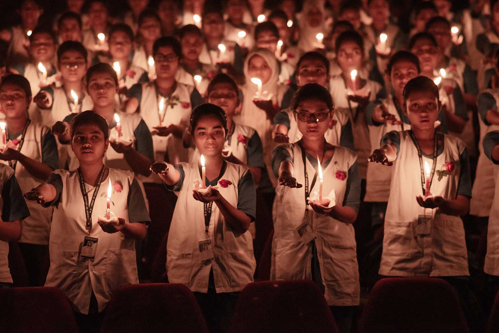 oath-taking-at-lamp-lightining-ceremony-at-mother-mary-institute-of-nursing